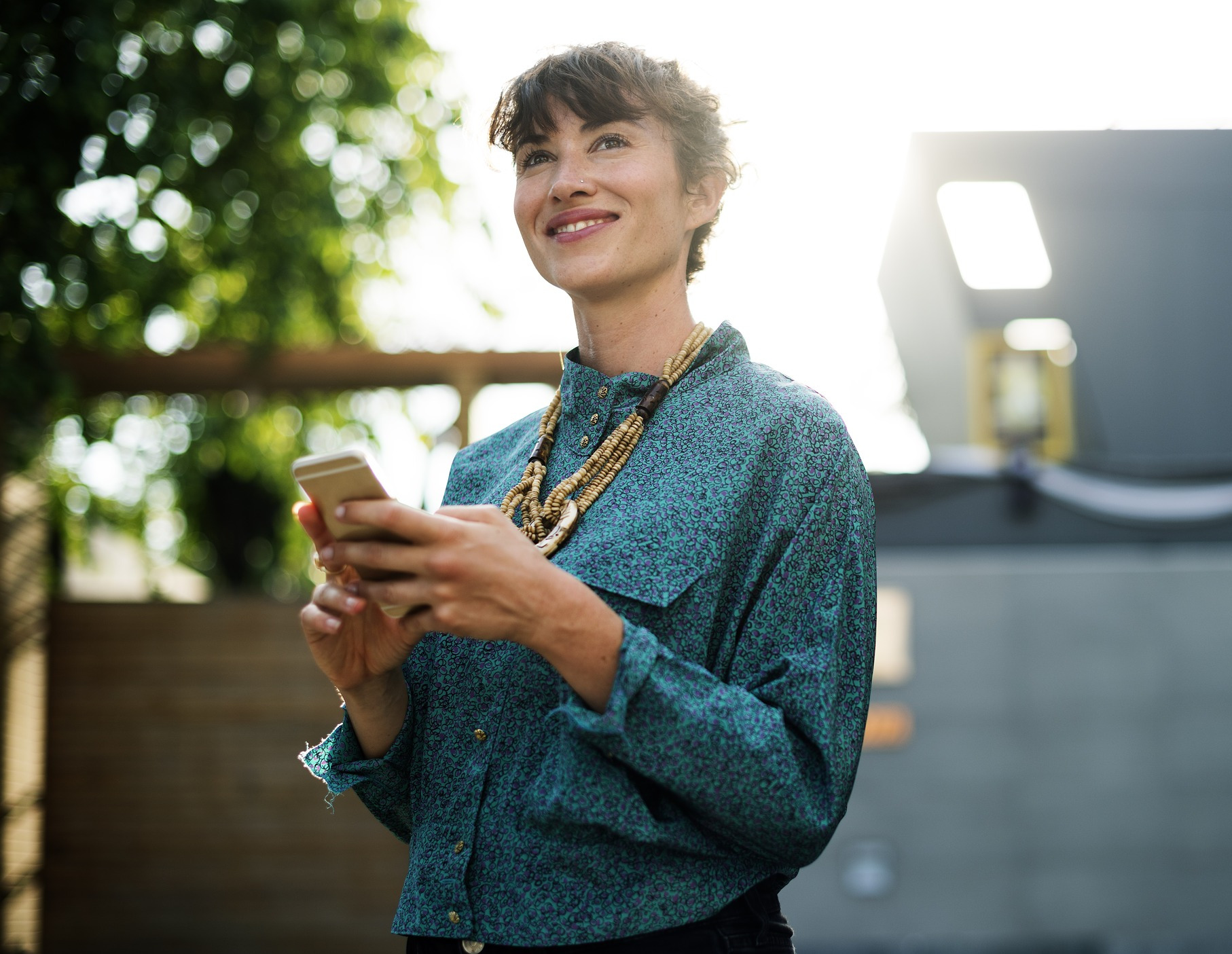 Quelles applications mobiles télécharger quand on est un professionnel en voyages ?